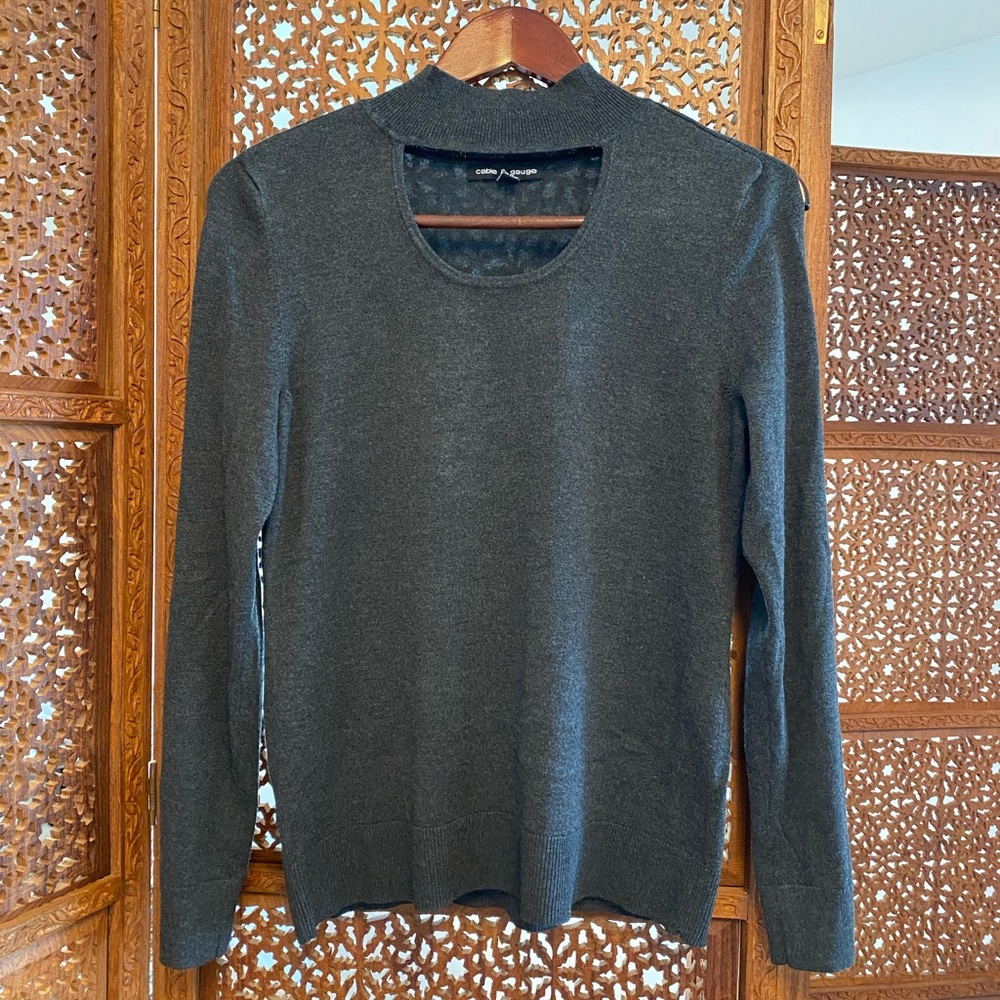 🚺 Cable & Gauge dark gray mock turtleneck with neckline cutout